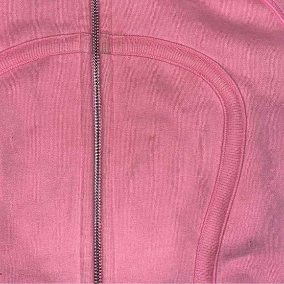 ❌SOLD❌ Lululemon | Full Zip Scuba Hoodie *Flaws* - Picture 3 of 5